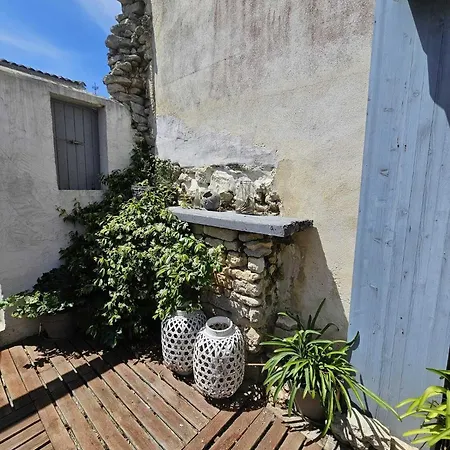 Maison Rétaise Près De La