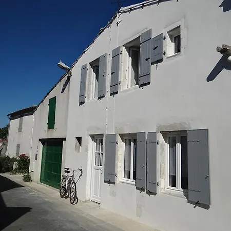 Сasa de vacaciones Maison Rétaise Près De La