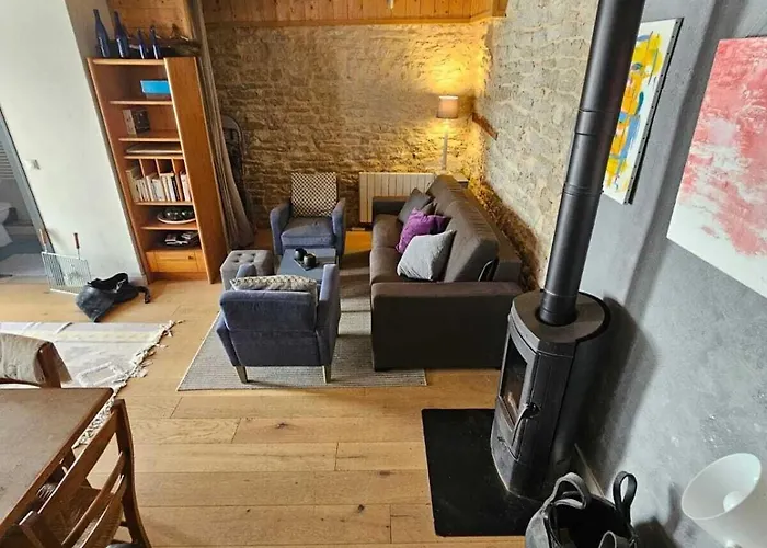 Maison Retaise Pres De La