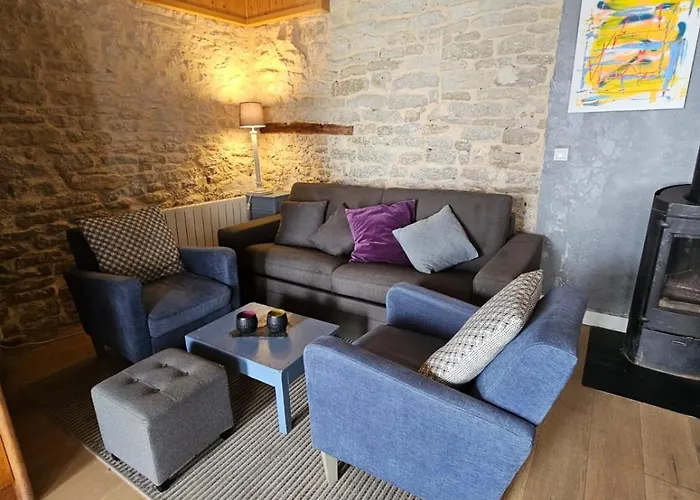 Holiday home Maison Retaise Pres De La *