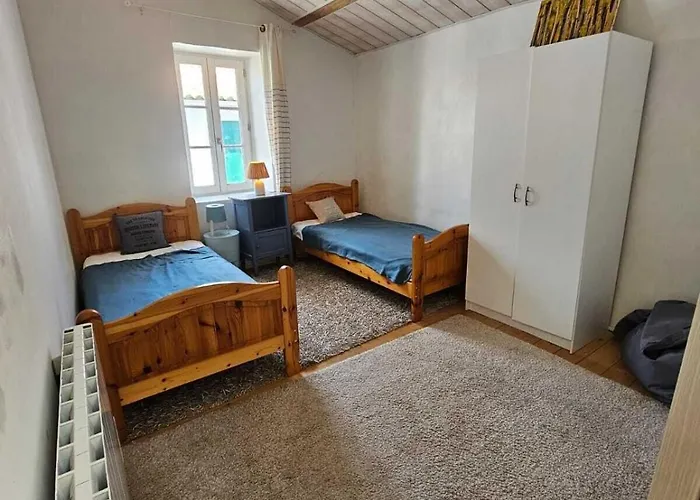 Holiday home Maison Retaise Pres De La