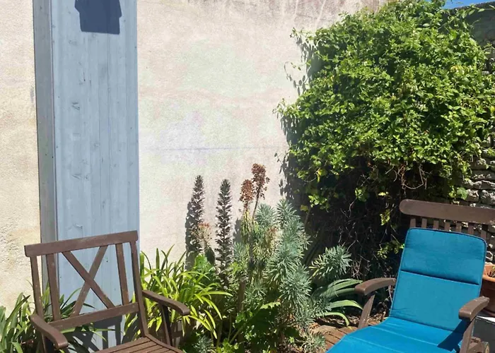 Maison Retaise Pres De La Holiday home Saint-Clement-des-Baleines